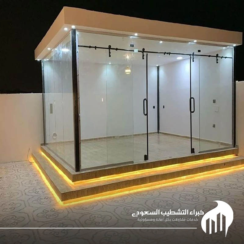غرفة زجاجية في الحوش الدمام